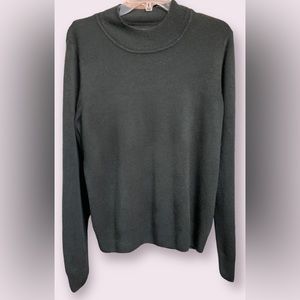 Sag Harbor crew neck pullover sweater (size XL)